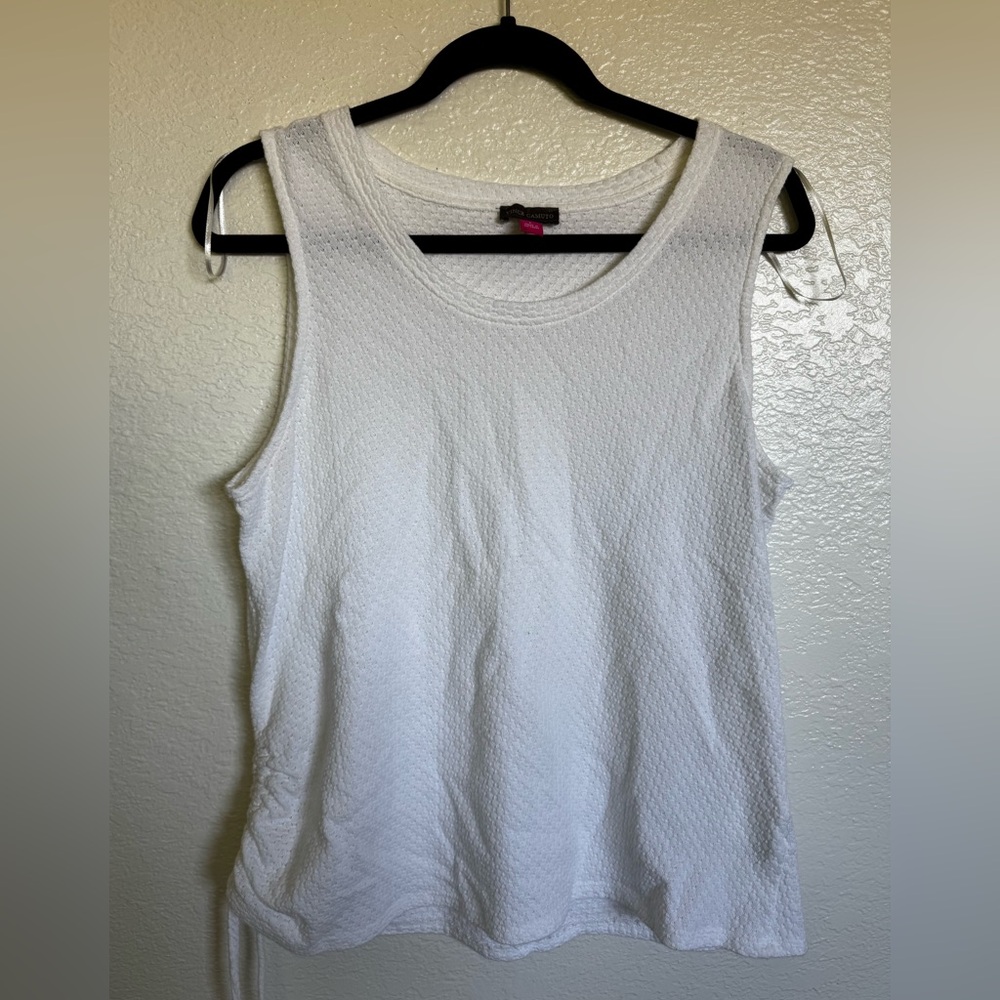 Vince canuto white top L
